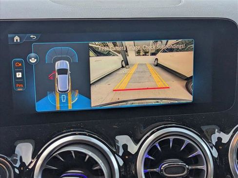 New 2026 Mercedes-Benz GLA 35 AMG 4MATIC image 12