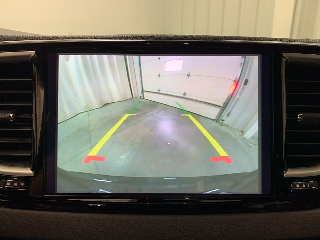 Used 2026 Chrysler Pacifica Select FWD image 30