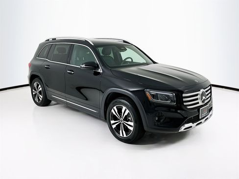 Certified 2025 Mercedes-Benz GLB 250 4MATIC image 1