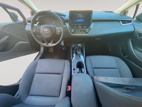 Used 2025 Toyota Corolla LE FWD image 8