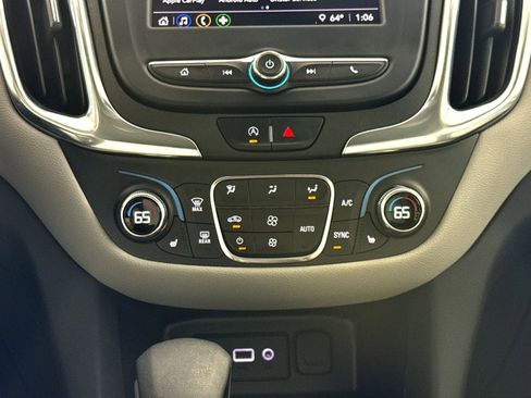 Used 2022 Chevrolet Equinox LT AWD/4WD image 20