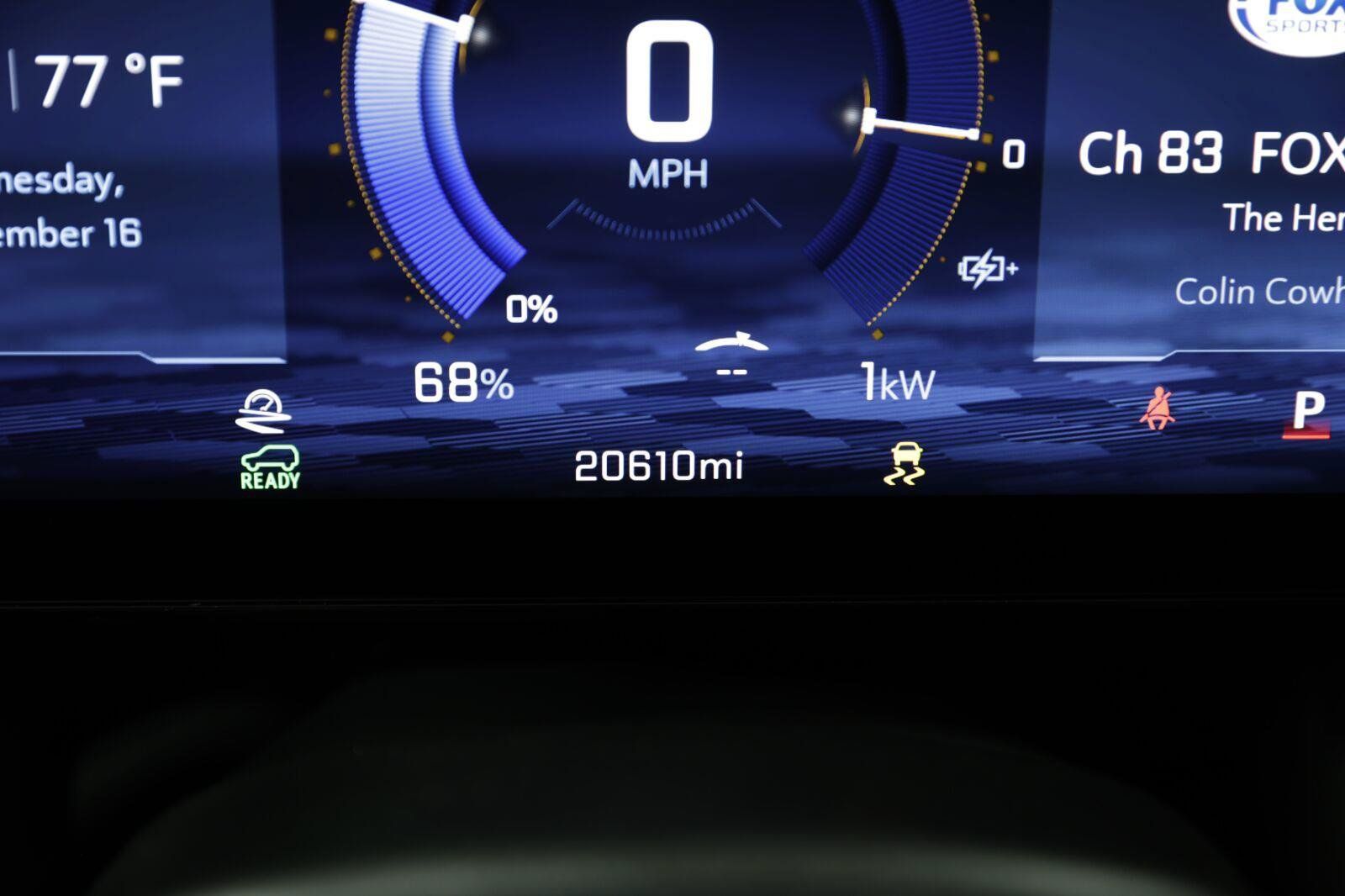 Certified 2025 Chevrolet Equinox EV LT w/ Convenience Package FWD image 39