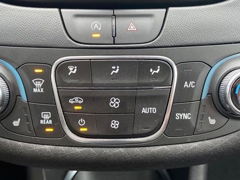 Used 2024 Chevrolet Malibu LT image 12