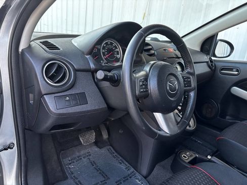 Used 2013 MAZDA MAZDA2 Touring image 16