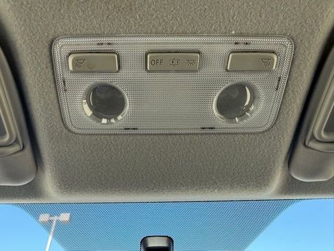 Used 2012 Toyota Yaris SE FWD image 12
