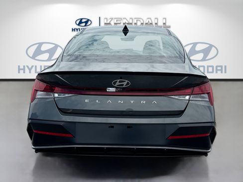 New 2026 Hyundai Elantra SEL Sport Premium FWD image 5