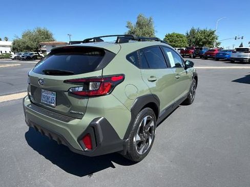 Used 2024 Subaru Crosstrek 2.5i Limited AWD/4WD image 4
