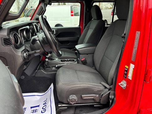 Used 2021 Jeep Wrangler Unlimited Sport image 11