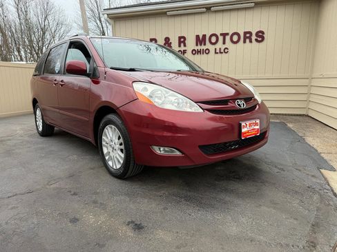 Used 2008 Toyota Sienna XLE Limited image 9