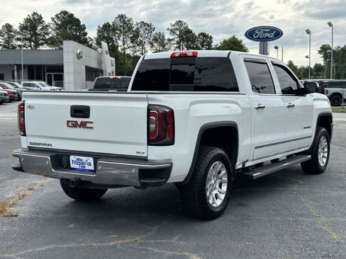Used 2018 GMC Sierra 1500 SLT AWD/4WD image 3