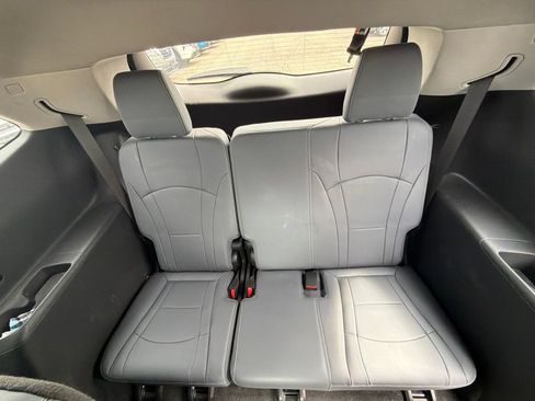 Used 2021 Buick Enclave Essence w/ Trailering Package, 5000 lbs. AWD/4WD image 10