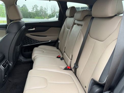 Used 2021 Hyundai Santa Fe SEL w/ Convenience + Premium Package FWD image 8