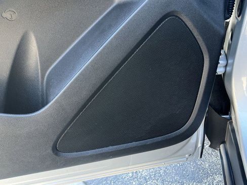 Used 2019 Chevrolet Equinox LS image 23