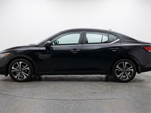 Used 2025 Nissan Sentra SV FWD image 5