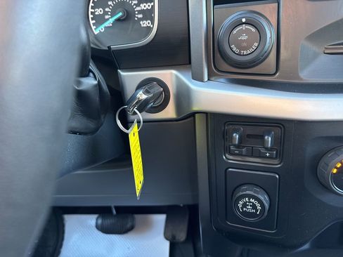 Used 2022 Ford F150 XLT image 13