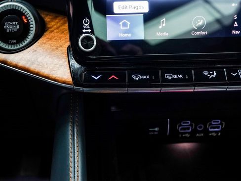 Used 2022 Jeep Grand Wagoneer Series II w/ Convenience Group III image 26