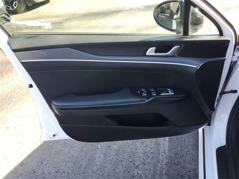 Used 2024 Kia K5 GT-Line w/ GT-Line Premium Package image 10