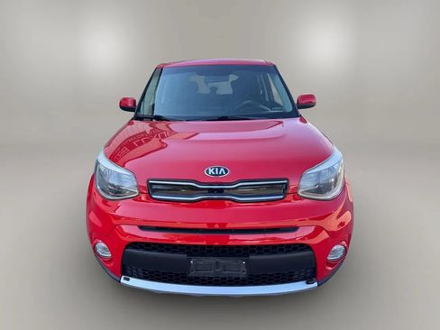 Used 2018 Kia Soul + FWD image 3