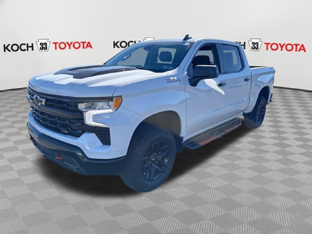 Used 2024 Chevrolet Silverado 1500 LT Trail Boss w/ Protection Package AWD/4WD image 3