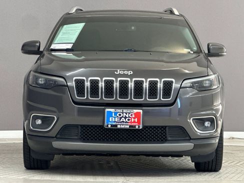 Used 2019 Jeep Cherokee Limited FWD image 6