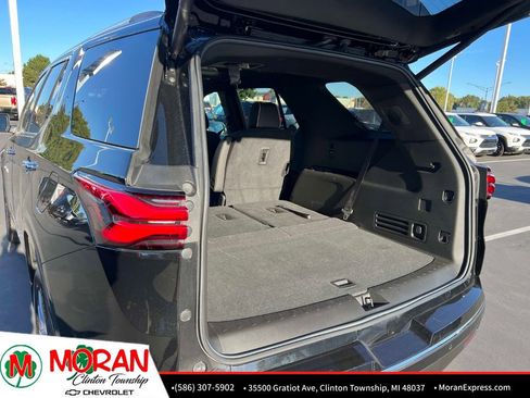 Certified 2023 Chevrolet Traverse Premier w/ LPO, Floor Liner Package image 13