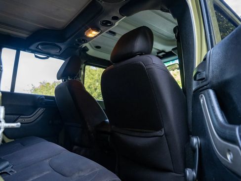 Used 2013 Jeep Wrangler Unlimited Sport AWD/4WD image 15