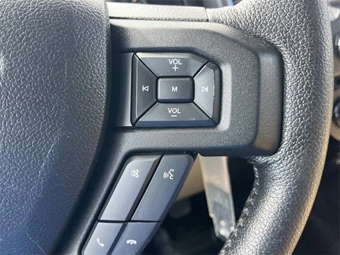 Used 2015 Ford F150 XLT w/ Equipment Group 302A Luxury image 27