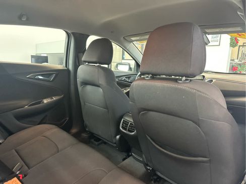 Used 2024 Chevrolet Malibu LT image 14