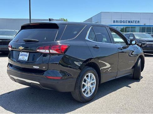 Used 2023 Chevrolet Equinox LT FWD image 10