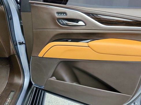 Used 2021 Cadillac Escalade Sport w/ Driver Assist Tech Package image 31