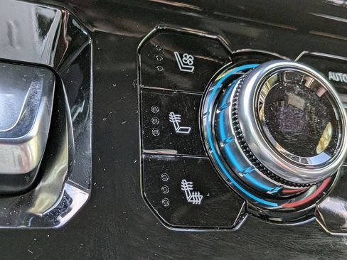 New 2026 GMC Sierra 1500 AT4 w/ AT4 Premium Package image 25