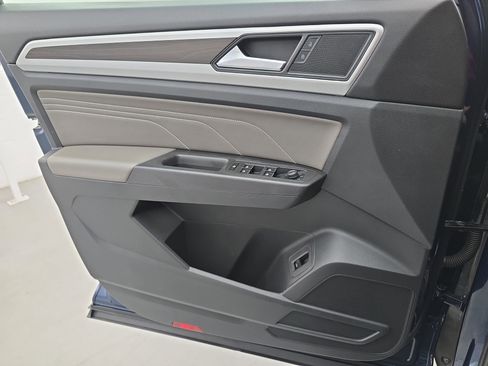 Certified 2023 Volkswagen Atlas SE w/ Panoramic Sunroof Package image 28