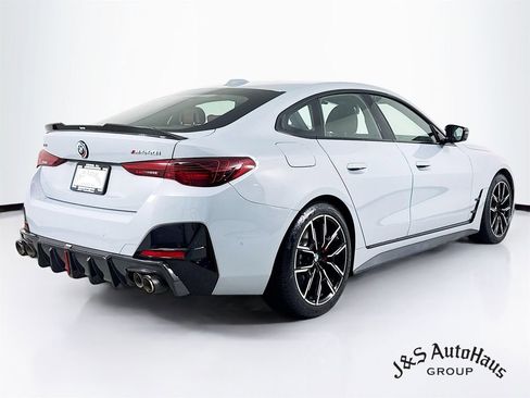 Used 2025 BMW 440i xDrive w/ Premium Package image 7