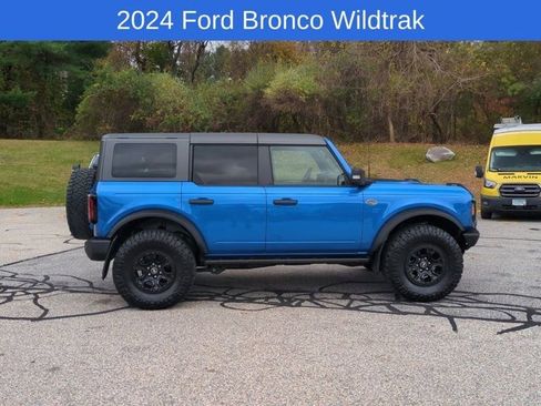 Certified 2024 Ford Bronco Wildtrak image 3