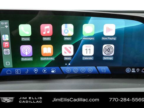 New 2026 Cadillac Lyriq Premium Luxury image 15