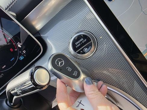 Used 2026 Mercedes-Benz CLE 300 4MATIC Cabriolet image 14