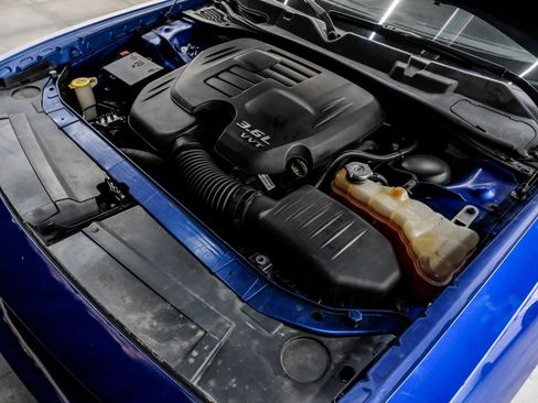 Used 2019 Dodge Challenger SXT w/ Blacktop Package RWD image 50