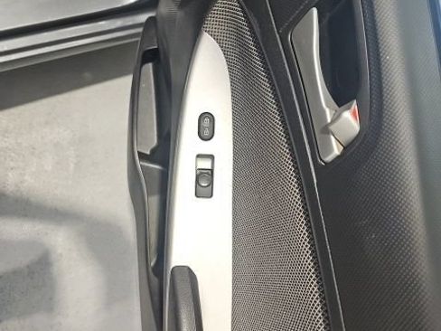 Used 2013 Hyundai Accent GS FWD image 23