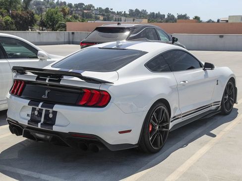 Used 2020 Ford Mustang Shelby GT500 w/ Technology Package RWD image 4