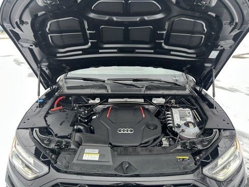 Certified 2024 Audi SQ5 Premium Plus image 33
