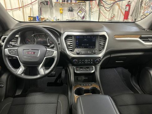Certified 2022 GMC Acadia SLE w/ Driver Convenience Package image 17