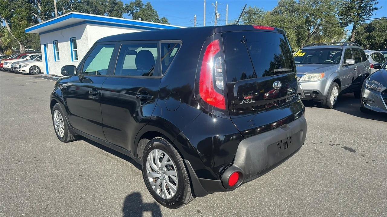 Used 2015 Kia Soul FWD image 4