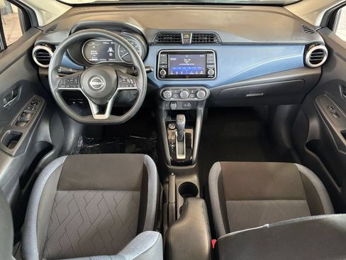 Used 2025 Nissan Versa SV FWD image 32