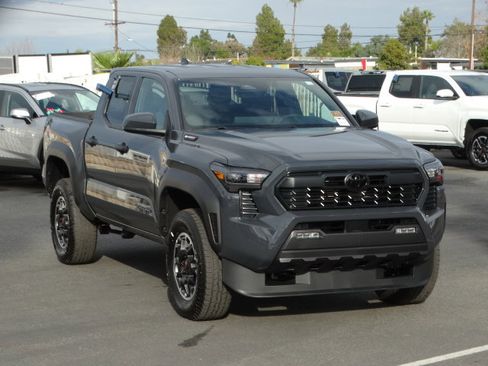 New 2026 Toyota Tacoma TRD Off-Road image 2