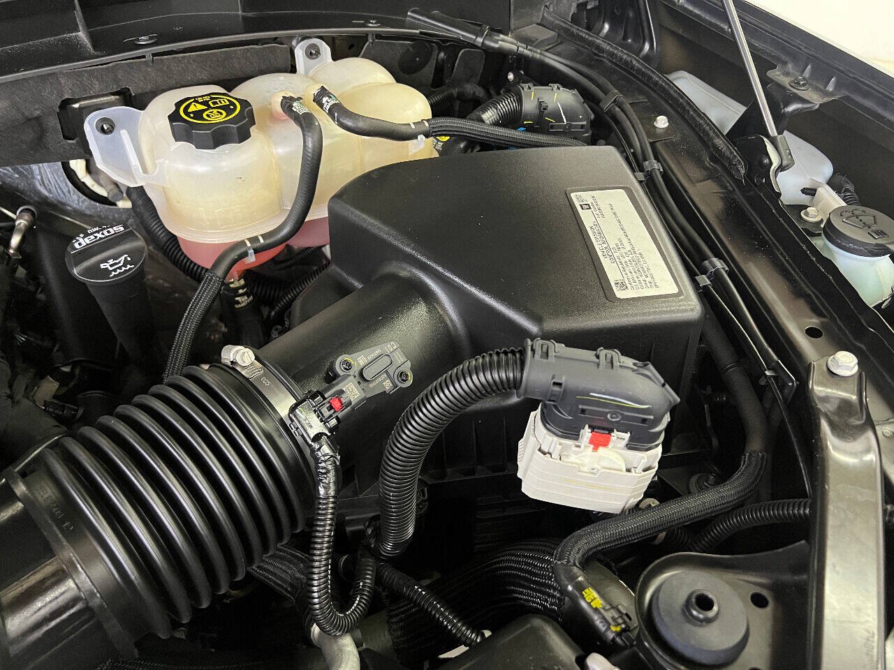 Used 2021 GMC Yukon XL Denali AWD/4WD image 41
