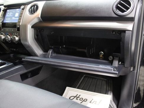 Used 2020 Toyota Tundra SR5 w/ SR5 Upgrade Package image 27