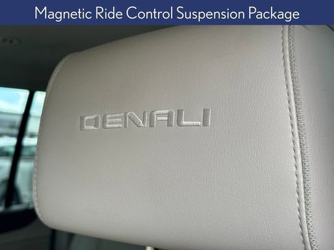 Used 2020 GMC Yukon XL Denali image 10