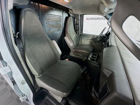 Used 2024 Chevrolet Express 2500 w/ Driver Convenience Package image 23