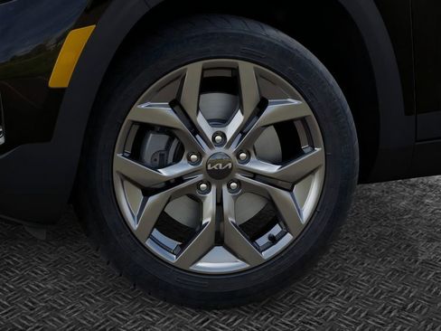 New 2026 Kia Seltos LX image 9