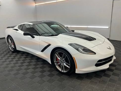 Used 2016 Chevrolet Corvette Stingray Coupe w/ 2LT Preferred Equipment Group RWD image 3